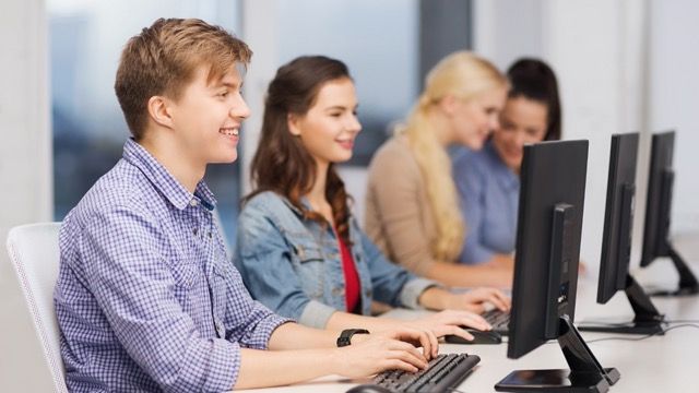 contratar un becario