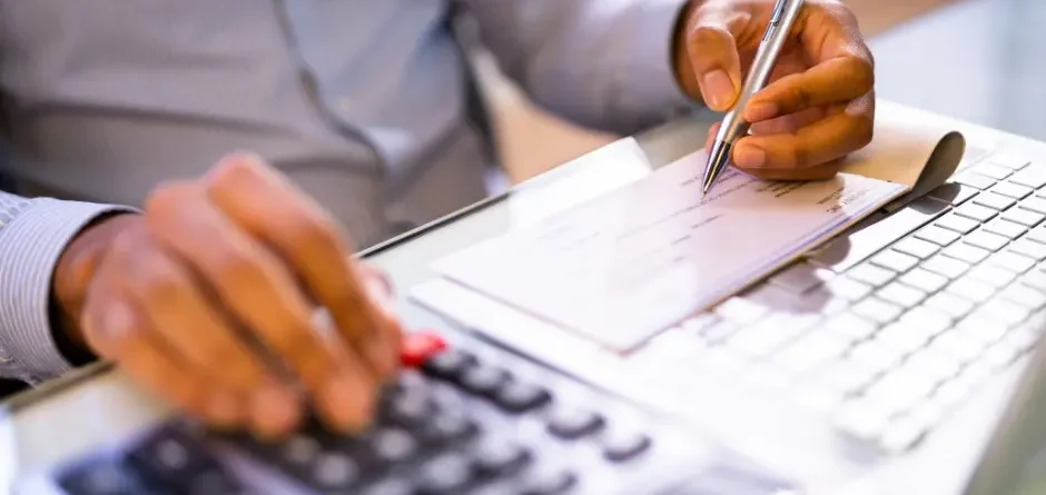 gestion-de-nominas-y-contratos